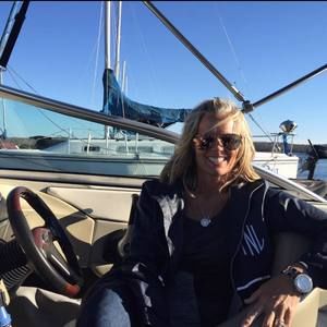 Meet your Posher, Teresa